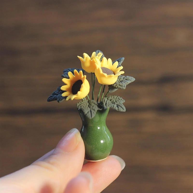 1: 12 Mini Furniture Flower Ornaments Vase Handmade Resin Sunflower Flower Pot Bonsai Model Micro Landscape Ornaments