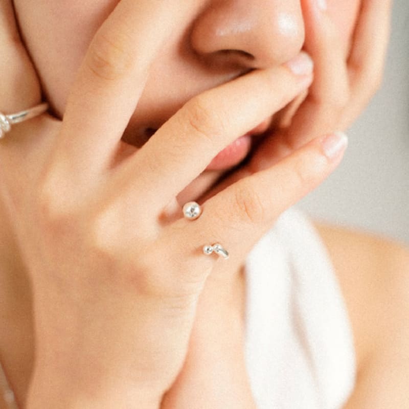 Moodydoo Baby dots ring