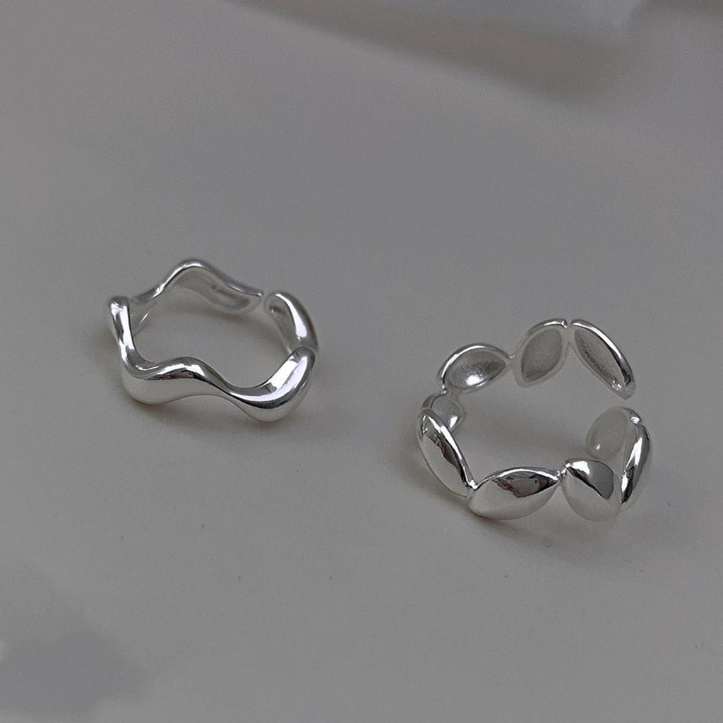 Fashionable Adjustable Wave Ring for Women – Trendy Open Design