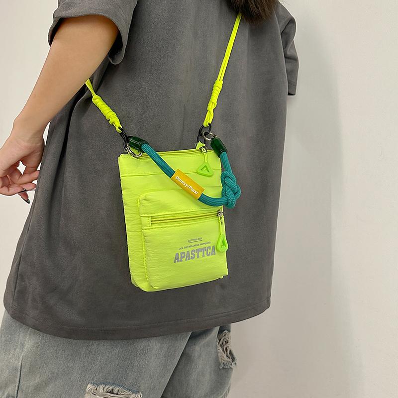 Lightweight Mobile Phone Bag Contrast Shoulder Bag Travel Crossbody Bag