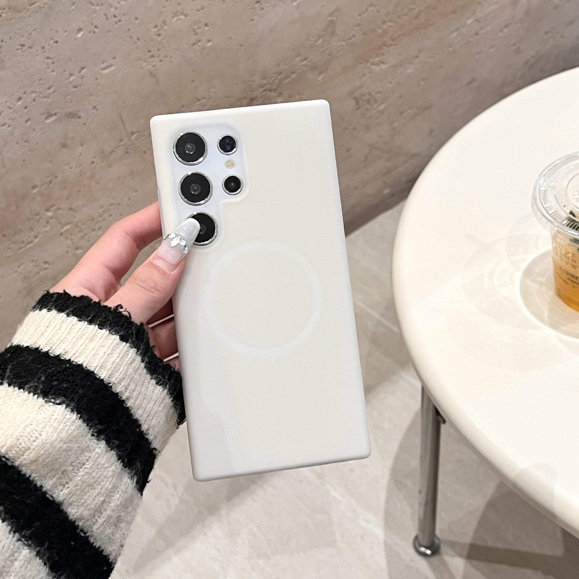 

Samsung Liquid Jelly Suitable for S25UItra Magnetic Suction Phone Case S24 Anti Slip Anti Fall S23 Simple Skin Feeling Protection Samsung S25Uitra