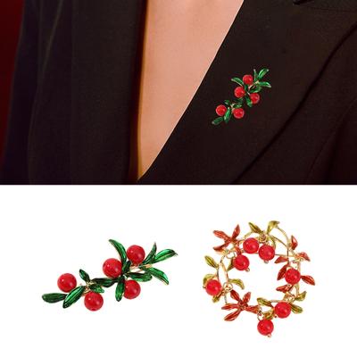 Natural Cranberry Berry Brooch Zinc Alloy Elegant Design Fashion Accessory Pin For Daily Wear And Special Events