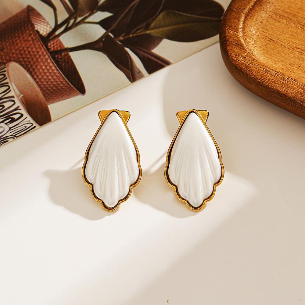 Stainless Steel & Titanium Shell Stud Earrings, European American Style, 18k Gold Vacuum Plated, Waterproof Jewelry for Women