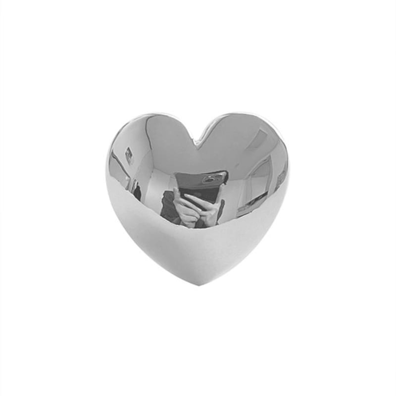efor. Ample Heart Ring