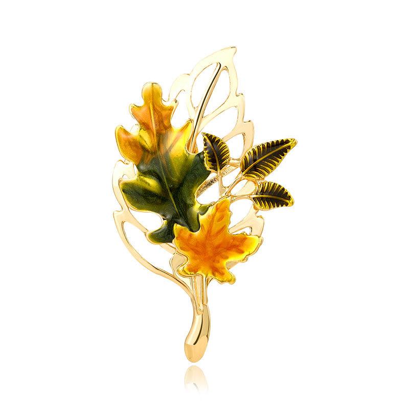 Retro Red Maple Leaf Enamel Dripping Oil Three-dimensional Temperament Brooch