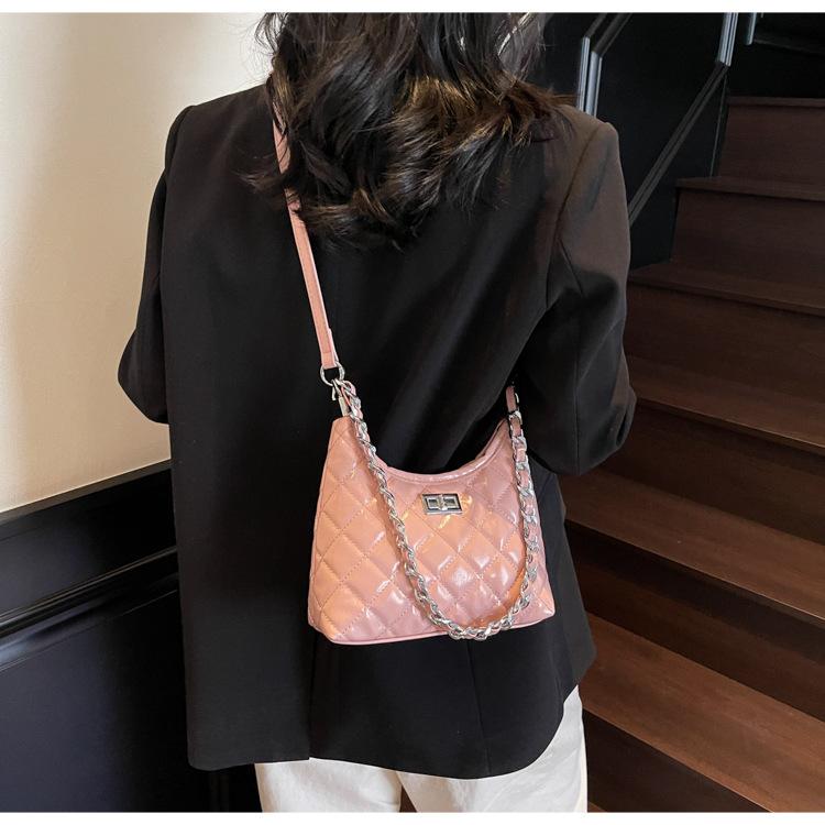 Rhombus Chain Bag Women's Spring and Summer New Fashion Niche Shoulder Messenger Bag Feeling Bucket Bag