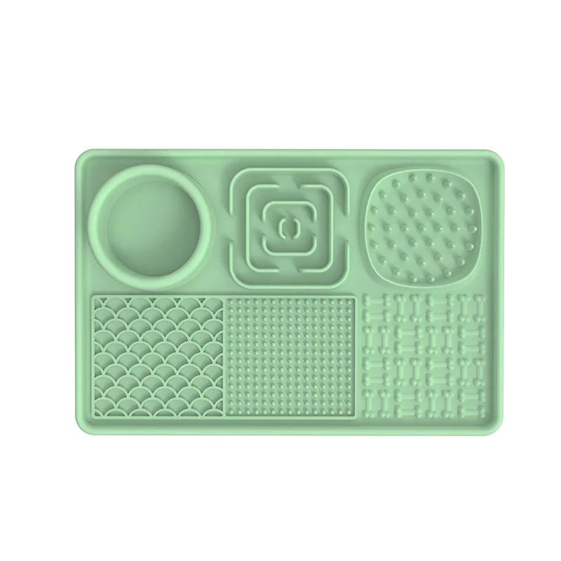 Classic Pet Licking Mat Pet Eating Ware Dog Slow Food Mat Placemat Dog Feeder Supplies Suction Cup Dog Bathing Distraction