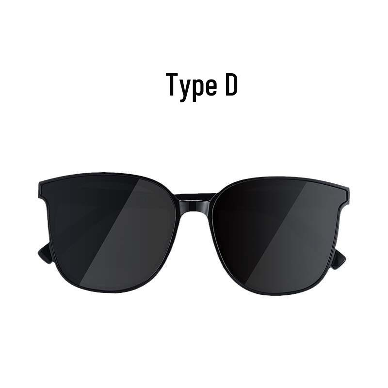 

Classic Unisex UV Protection Sunglasses: Trendy Summer Party and Street Style Shades