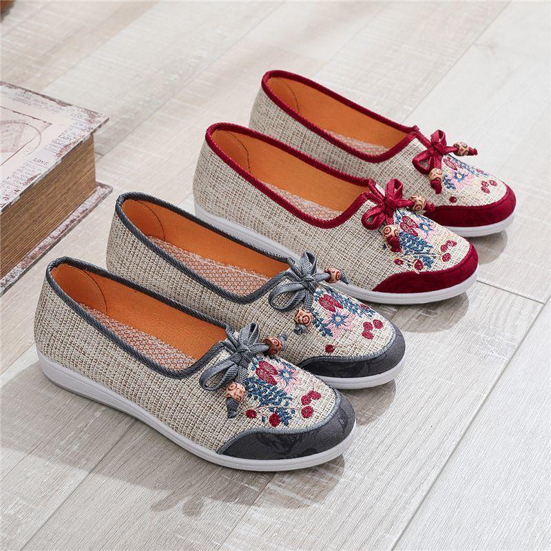 Embroidered Cloth Shoes Women's Flat Shoes Hollow and Breathable Sliding In Type Simple Casual Retro Ethnic Style Spring and Summer