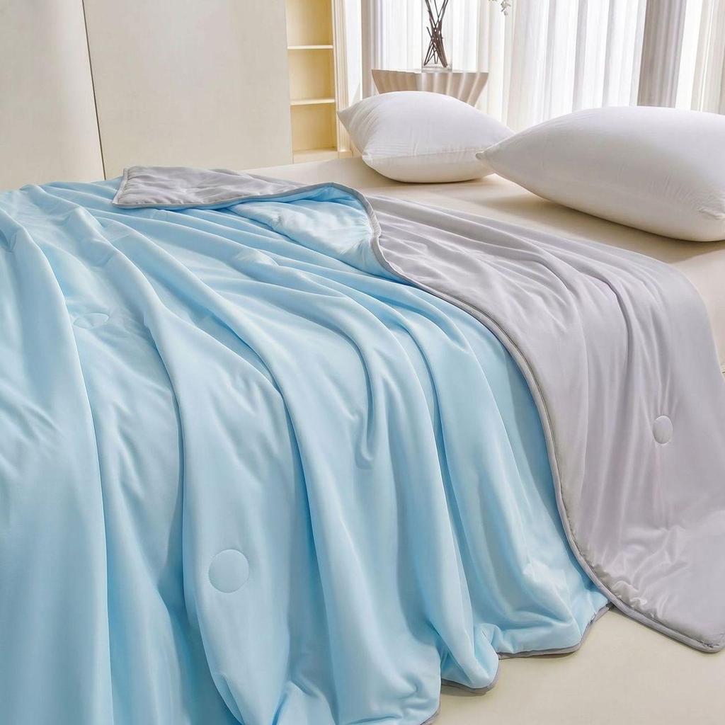 A-Class Ice Silk Summer Quilt: Cool, Thin, Machine-Washable for Home Use