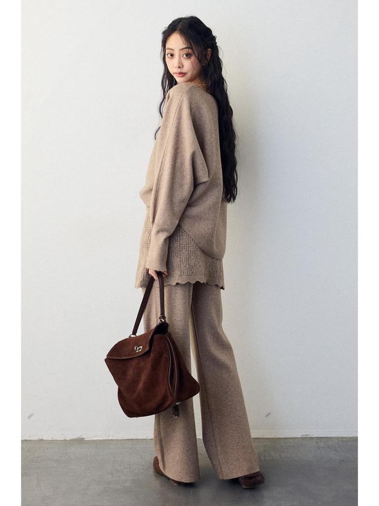 Relaxed Batwing Sleeve Top & Crochet Long Pants Knit Set