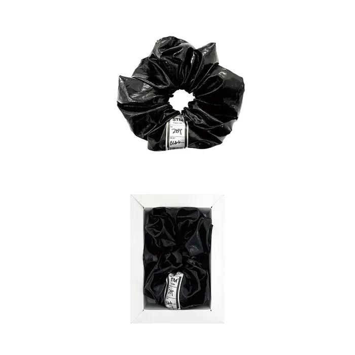 NO.289 [BLACK] SCRUNCHY HAIR Enamel Lambskin Scrunchie
