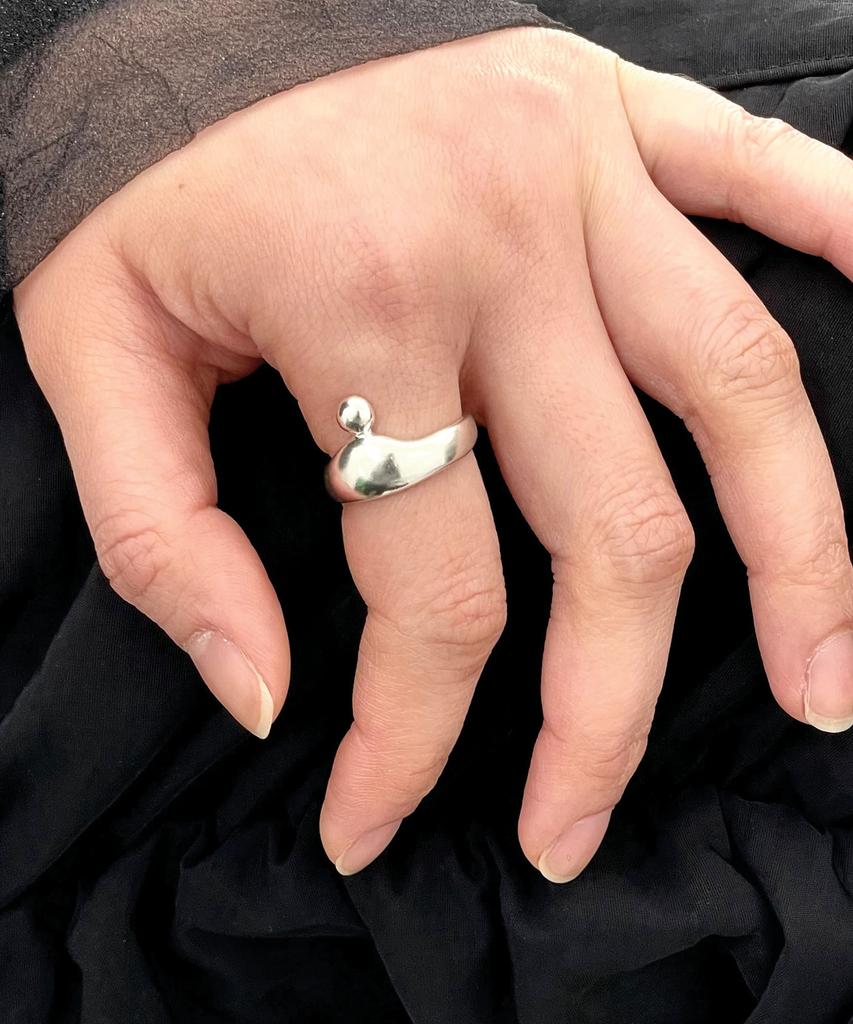Jakam. Hug Me Ring