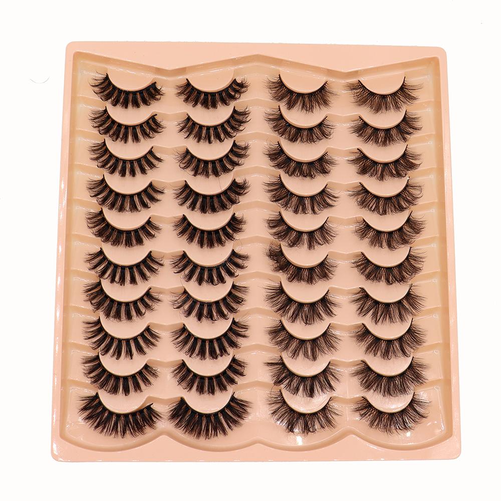 20 Pairs of Naturallycrossed 3D Black False Eyelashes Are Fluffy, Slender and Soft, and 15-20mm Thick False Eyelashes Are Worn Daily.
