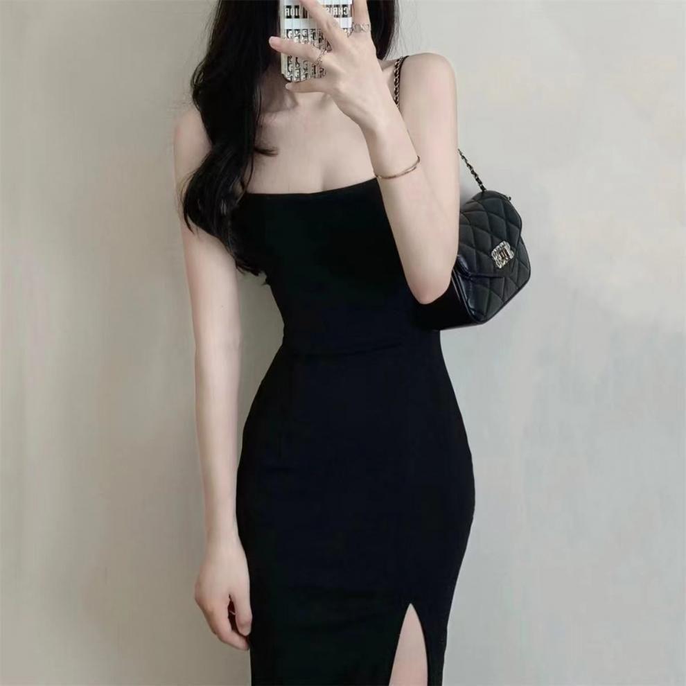 Mature Spicy Girl Black Spaghetti Strap Maxi Dress with Slit – Slimming, Hip-Hugging, Dominant Style