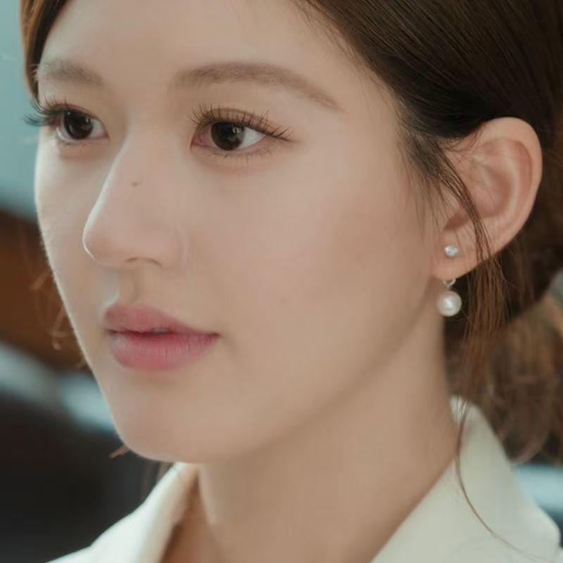 Radiant Pearl Back-Hanging Stud Earrings: Zhao Lusi & Xu Yan Style – Elegant and Versatile Ear Jewelry