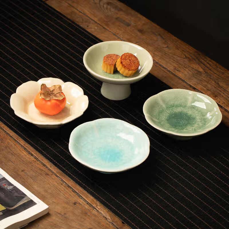 VAKADA Ceramic High-Foot Snack & Fruit Plate (2-Pack)