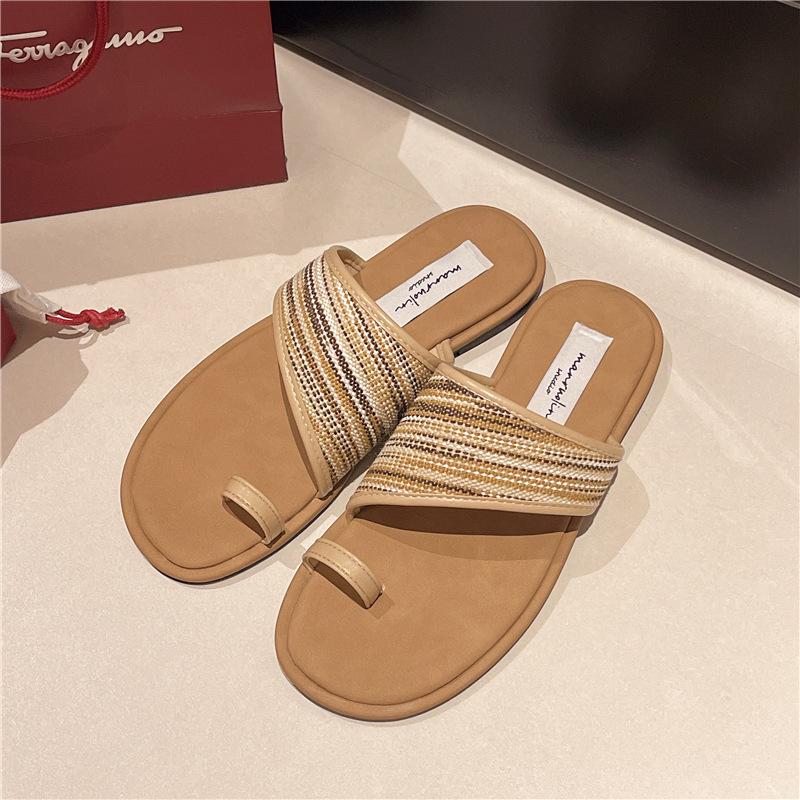 Bohemian flat-bottomed woven toe slippers women's summer wear 2025 new beach shoes holiday cool slippers women