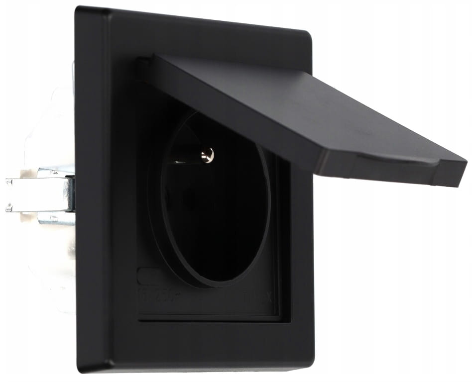 Single socket with grounding IP44, outdoor, hermetic