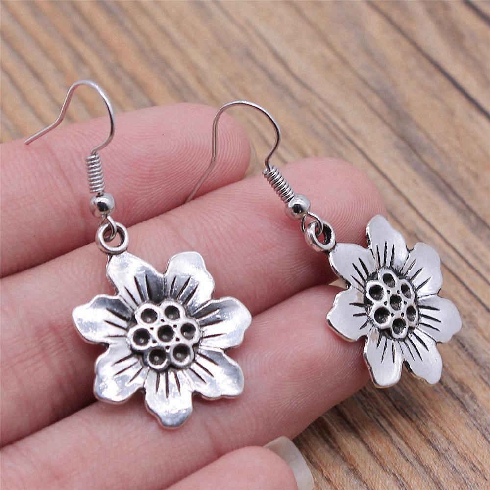 Drop & Dangle Earring Plant Flower Wedding Jewelry FindingsEarring Size 18x19mm QE019