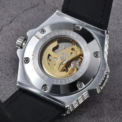2025 Neue Mode Gypsy Damen Uhr Herren Kosmischer Urknall Mechanische Sportuhr