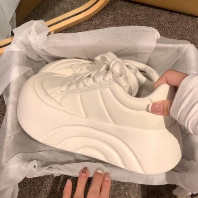 Round Head Super Thick Sole Leather Muffin Little White Shoes Women's Autumn New Height-increasing Bread Shoes Casual Versatile Board Shoes