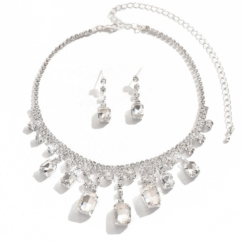 Valentine'S Day Gift, European Fresh Temperament Square Water Drop Crystal Necklace Earrings Two-Piece Set