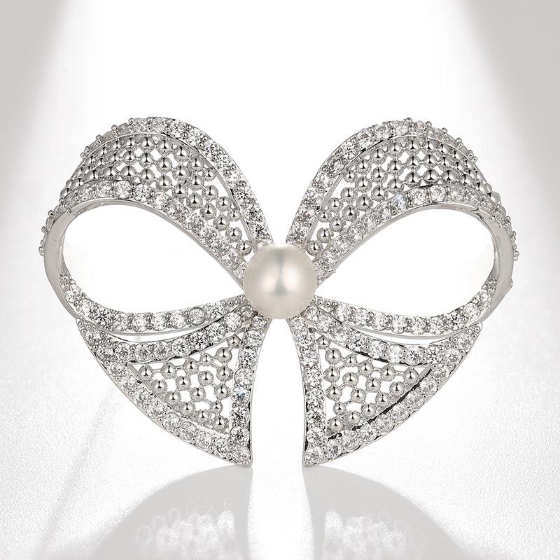 Bo Xin Yun Korean Style Hollow Bow Brooch with Zircon  Freshwater Pearl Corsage Accessory Pin