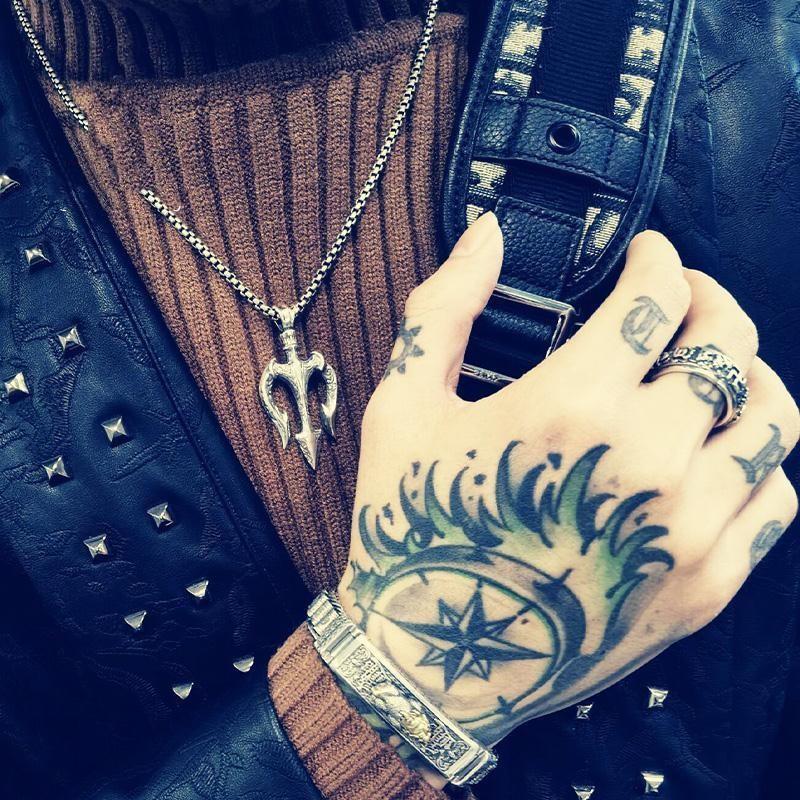 New High-end Trident Pendant Handmade Necklace Trendy Men's Personality Sea God Niche Design
