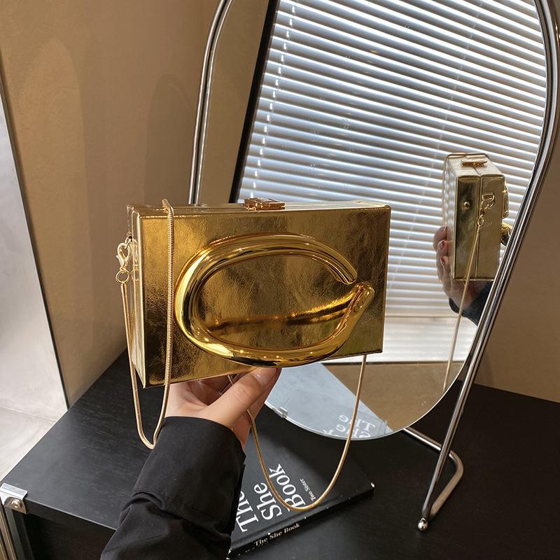 2025 Nuova Borsa a Mano da Sera Lusso Leggero Stile Europeo e Americano, Borsa a Tracolla Oro Retrò per Donna