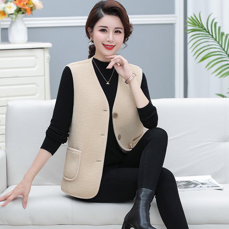 Women's Stylish Plus Velvet Warm Outerwear Vest - Winter Shawl for Middle-Aged Mothers