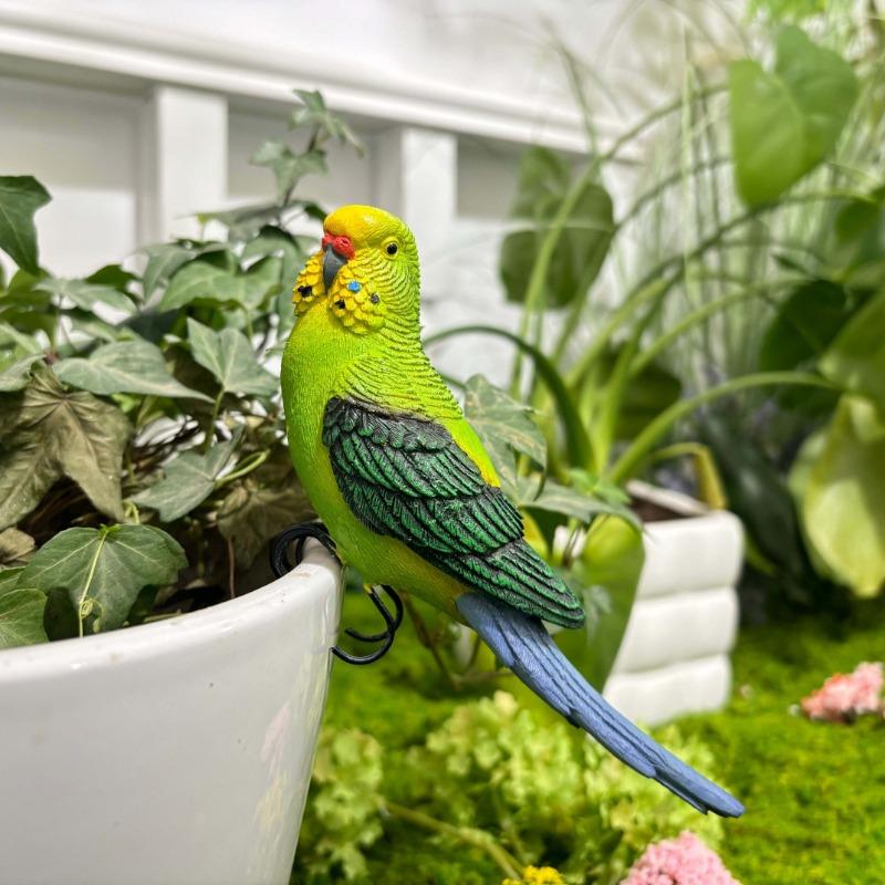 

1PC Resin Simulation Parrot - with colorful patterns and hanging designs, suitable for decorating gardens