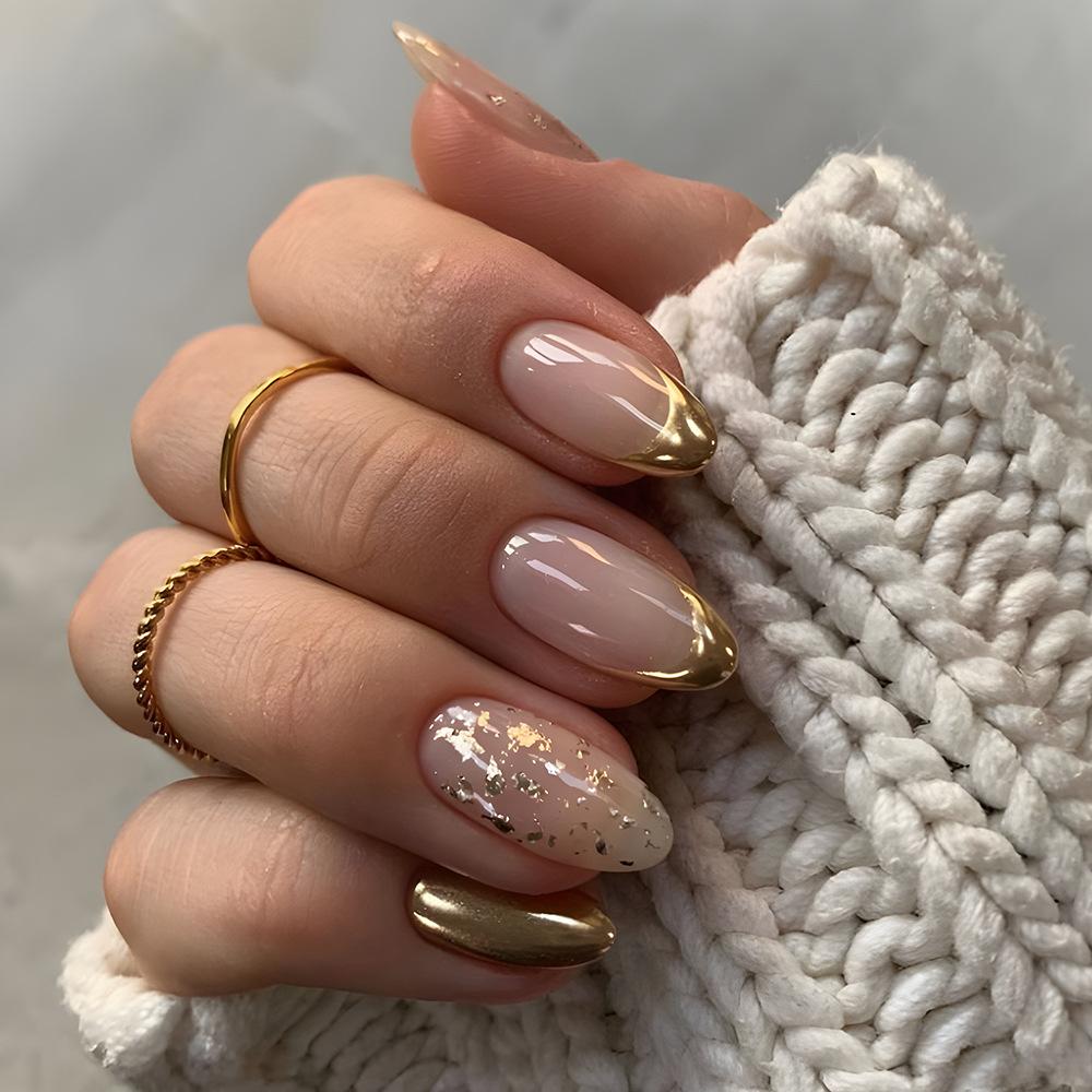 24 Peças Unhas Postiças Francesas Amêndoa Douradas Simples Ovais Cobertura Total Pontas de Unha Press-On Unhas Postiças Usáveis