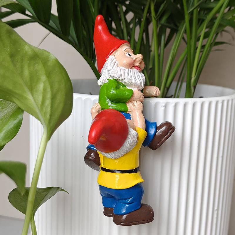Decorazioni Gnomi per Piante per Vasi, Statuetta Gnomo da Appendere in Resina, Carini Gnomi Arrampicanti Abbraccia Vasi da Fiori Giardino da Appendere