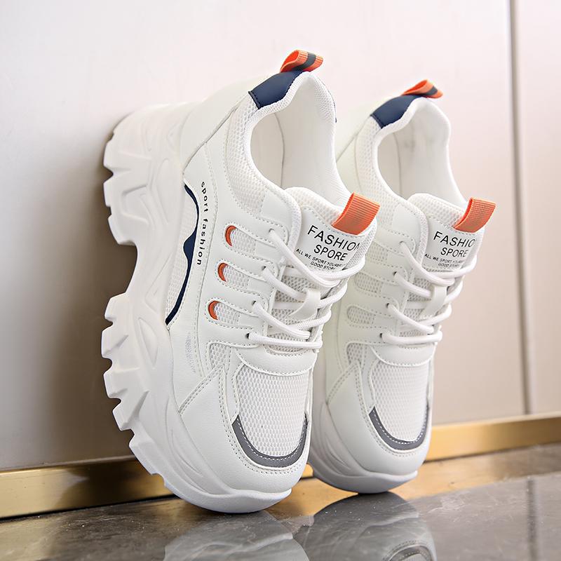 Fashion Thick Soled Women's Sports Shoes 2024 New Mesh Soft Sole Increased Height Inside Versatile Casual Sports Shoes
