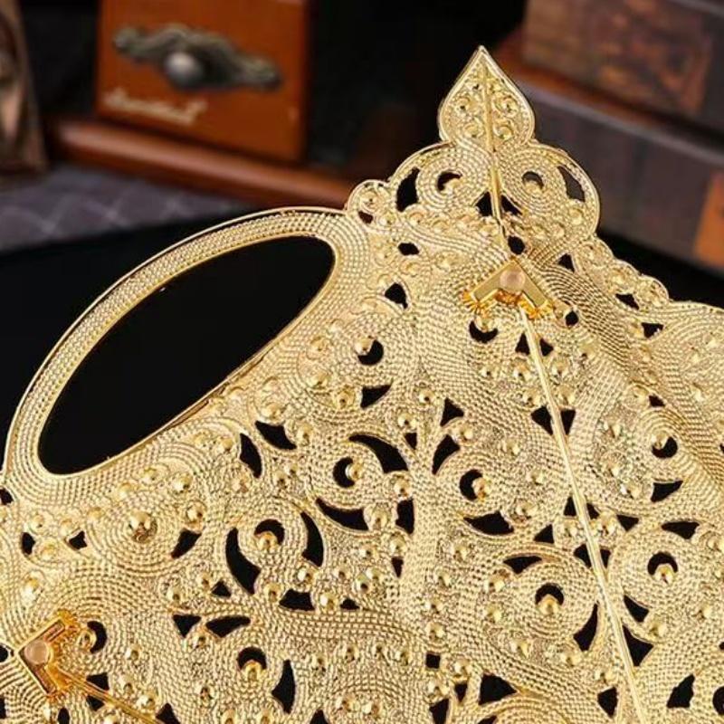 Hollow-Carved Design Metal Cake Tray With Rectangular Plate Hand Held Golden Food Fruit Tray For Home Wedding Decoration 33cm