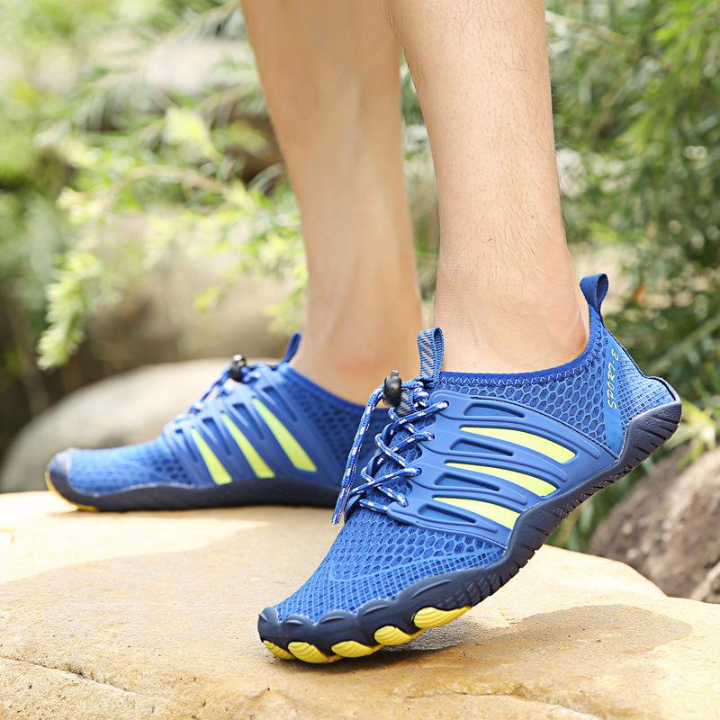 Light Men Summer Beach Shoes Women Breathable Mesh Wading Aqua Shoes Quick Dry Water Footwear for Hiking Surfing