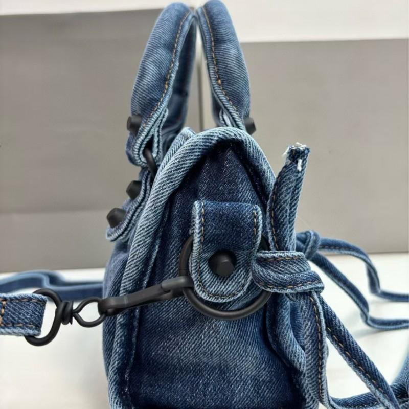 26 New City Willow Nail Motorcycle Bag Punk Feng Shui Washed Denim Tote Women's Cross-slung Handbag