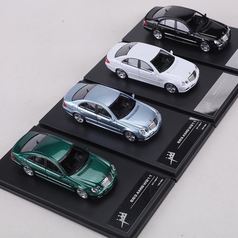 AAYM1 King Model 1:64 E63 AMG W211 Die-cast Alloy Simulation Car Model Toy Collection Display Piece