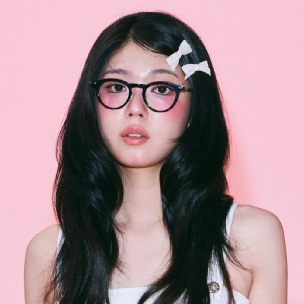 

Reclow Acetate Mimi Glass Black Single option