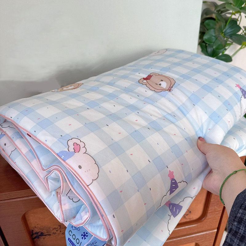 

Cartoon Air Condition Thin Quilt for Summer Breathable Cooling Comforter for Adults Kids Skin-Friendly Smooth Home Decoration 150x200cm Only quilt