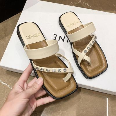 Sapatos de mulher – Sandálias