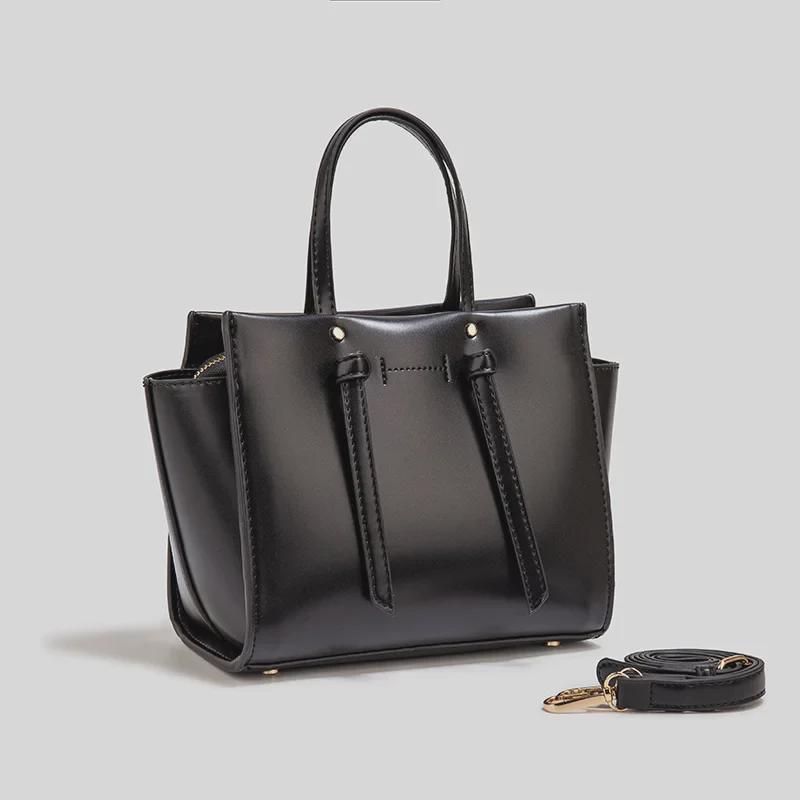 Women's Large Capacity Winged Shoulder Bag - Versatile Cross-Border Messenger Style