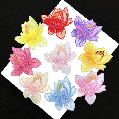Niestandardowe kwiaty 3 szt. haftowane kwiaty lotosu żelazko ubrania patchwork naklejki ubrania DIY paski na łatkach do aplikacji odznaka