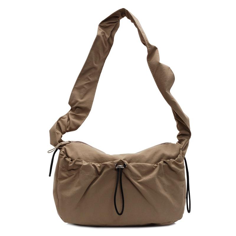 Drawstring Pleated Cloud Bag Women's Spring New Lightweight Nylon Shoulder Messenger Bag