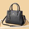 Women's Bag New Crocodile Pattern Middle Aged Women's Bag Korean Edition Simple Shoulder Bag Fashionable and Magnificent Handheld Mom's Bag Trendy