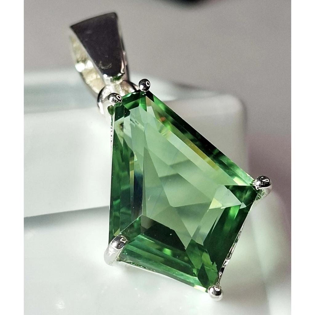Fancy Cut Natural Green Sapphire 22-24 Ct Stunning Loose Gemstone
