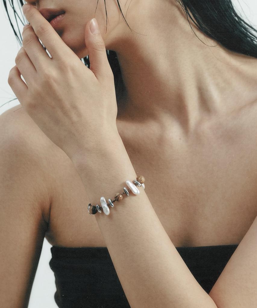 Rubati Terra Hematite Pearl Bracelet_Brown