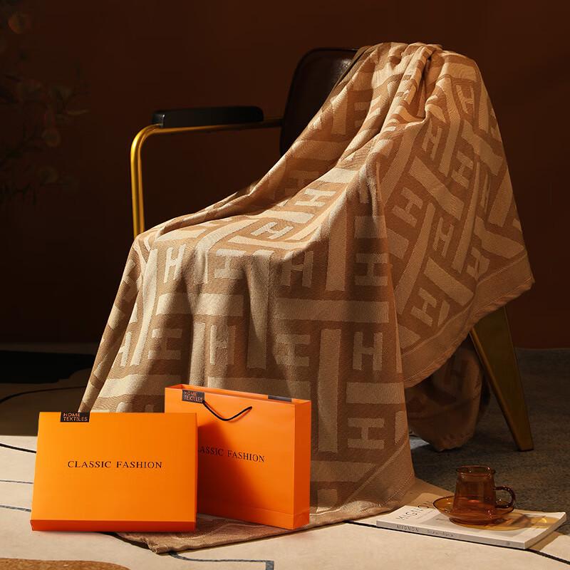 

Yiyayun Portable Blanket Gift Set