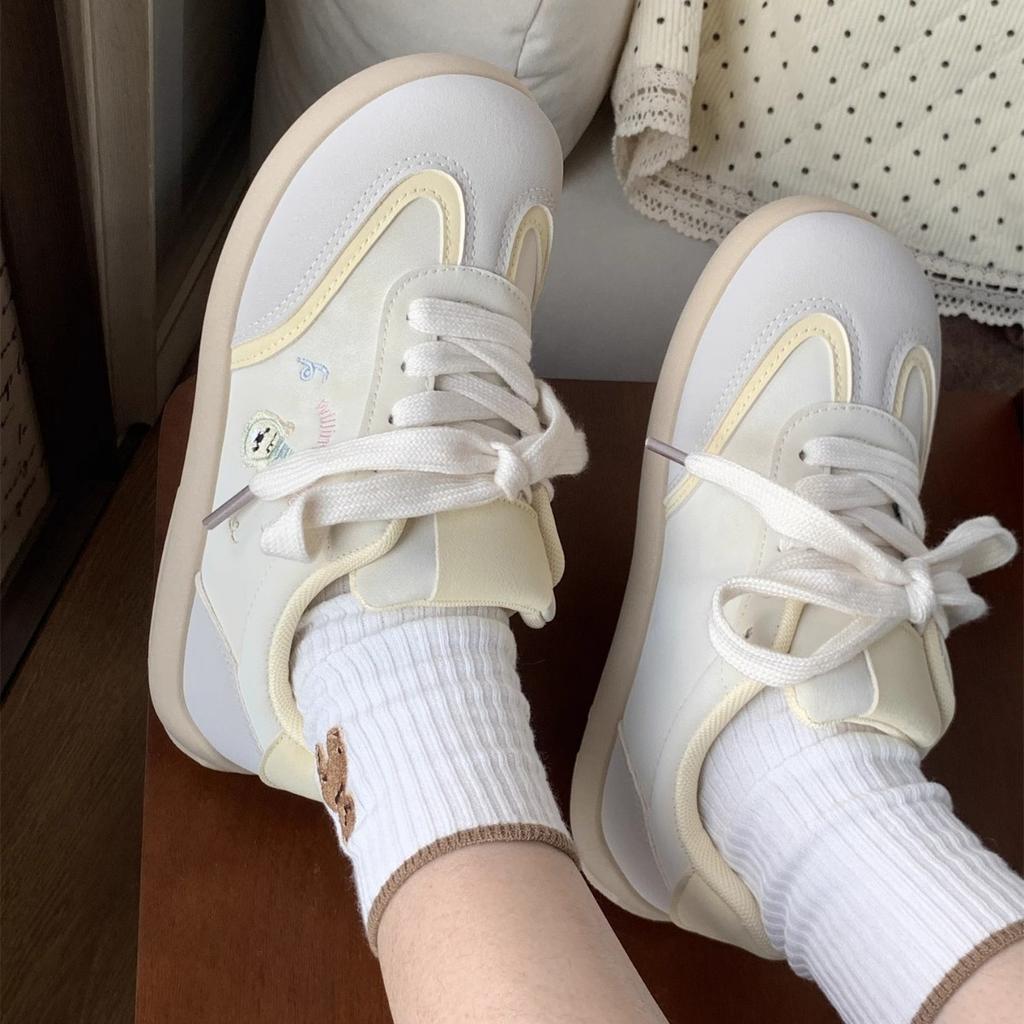 2025 New Campus Chic Big Head Sports Board Shoes Women's Versatile Board Shoes Show Small and Light Feet German Training White Shoes Tide